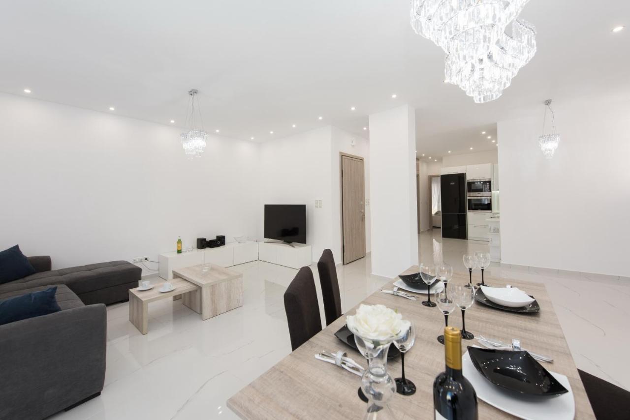Despina's Luxury Downtown Apartamento *