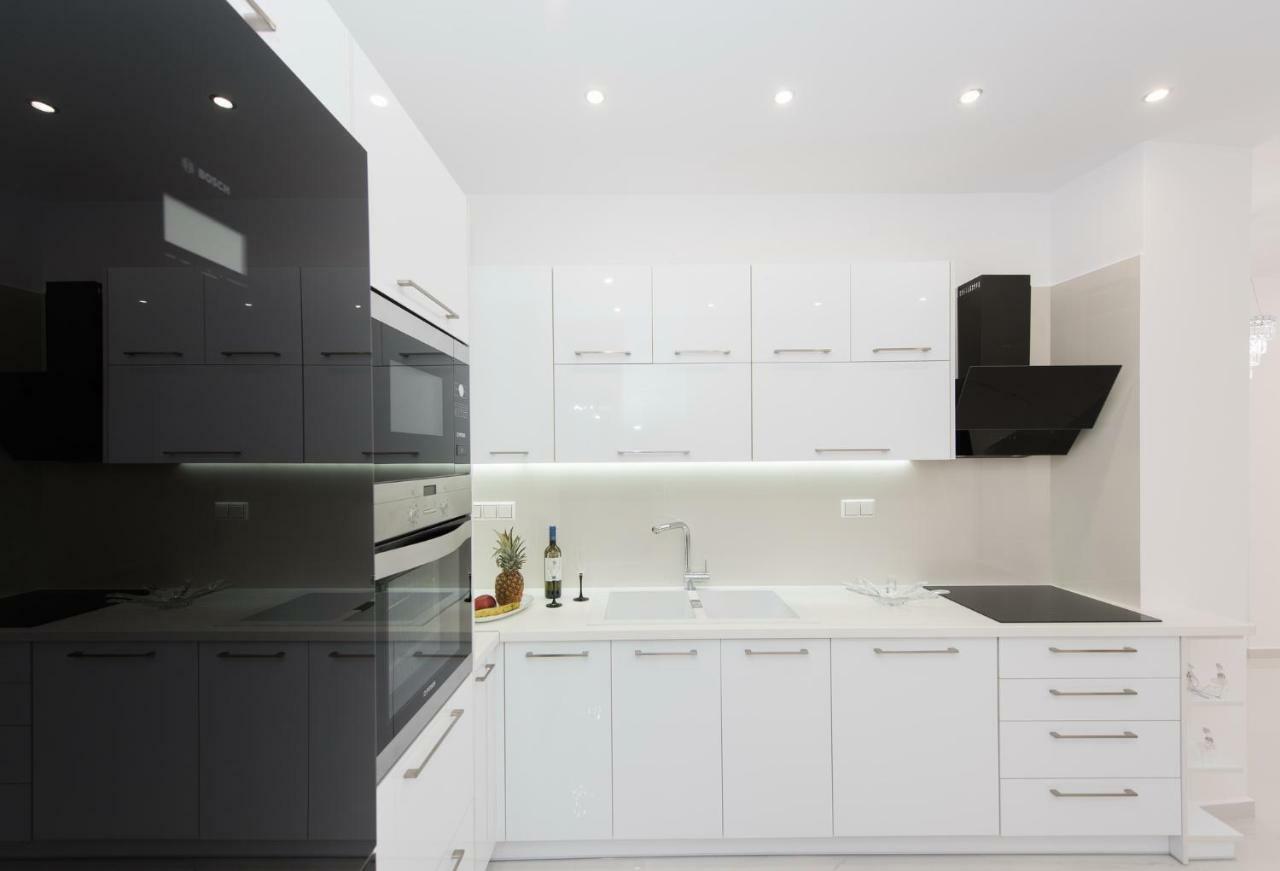 Despina's Luxury Downtown Apartamento